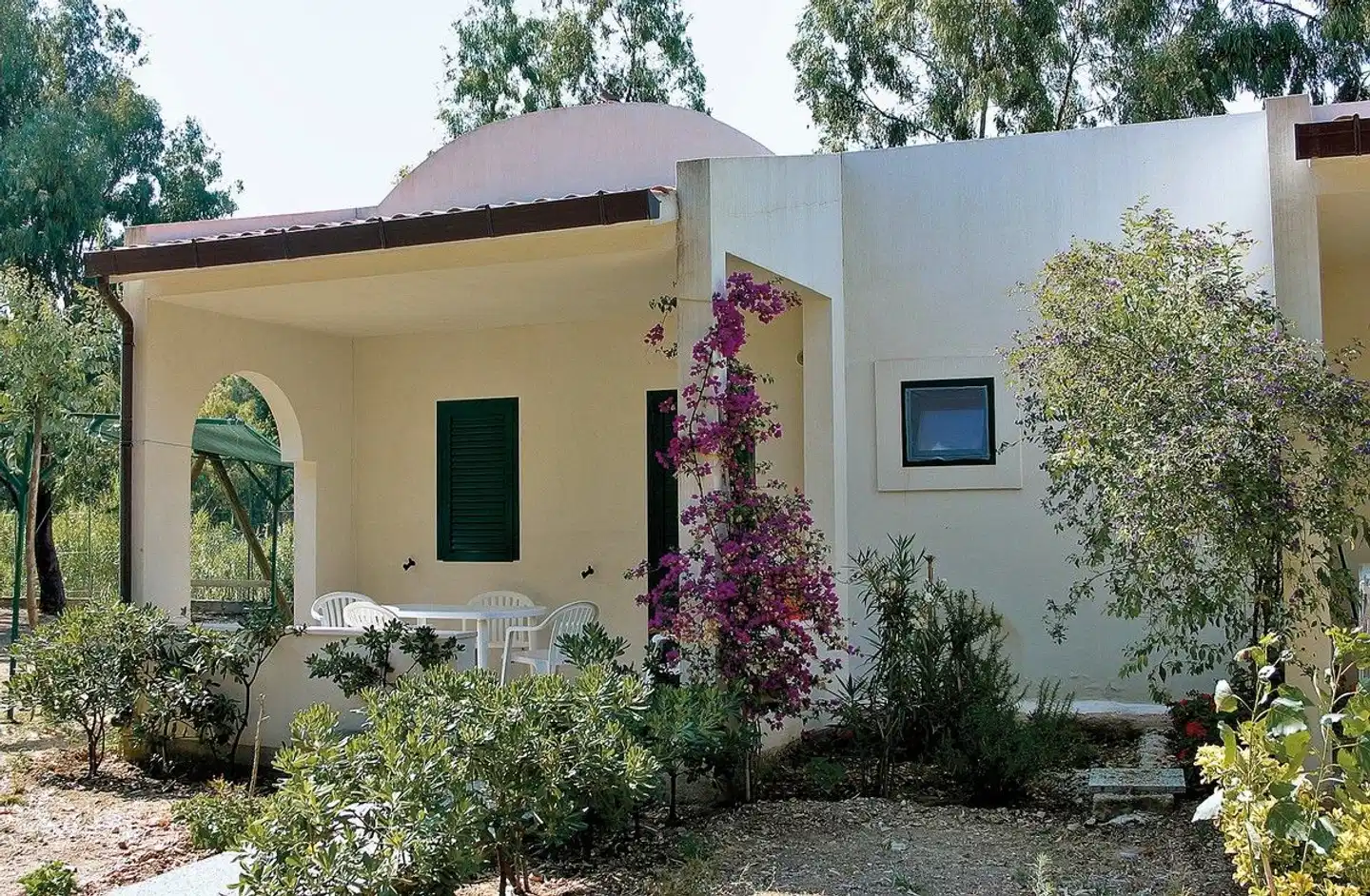 Baia degli Aranci Aussenansicht