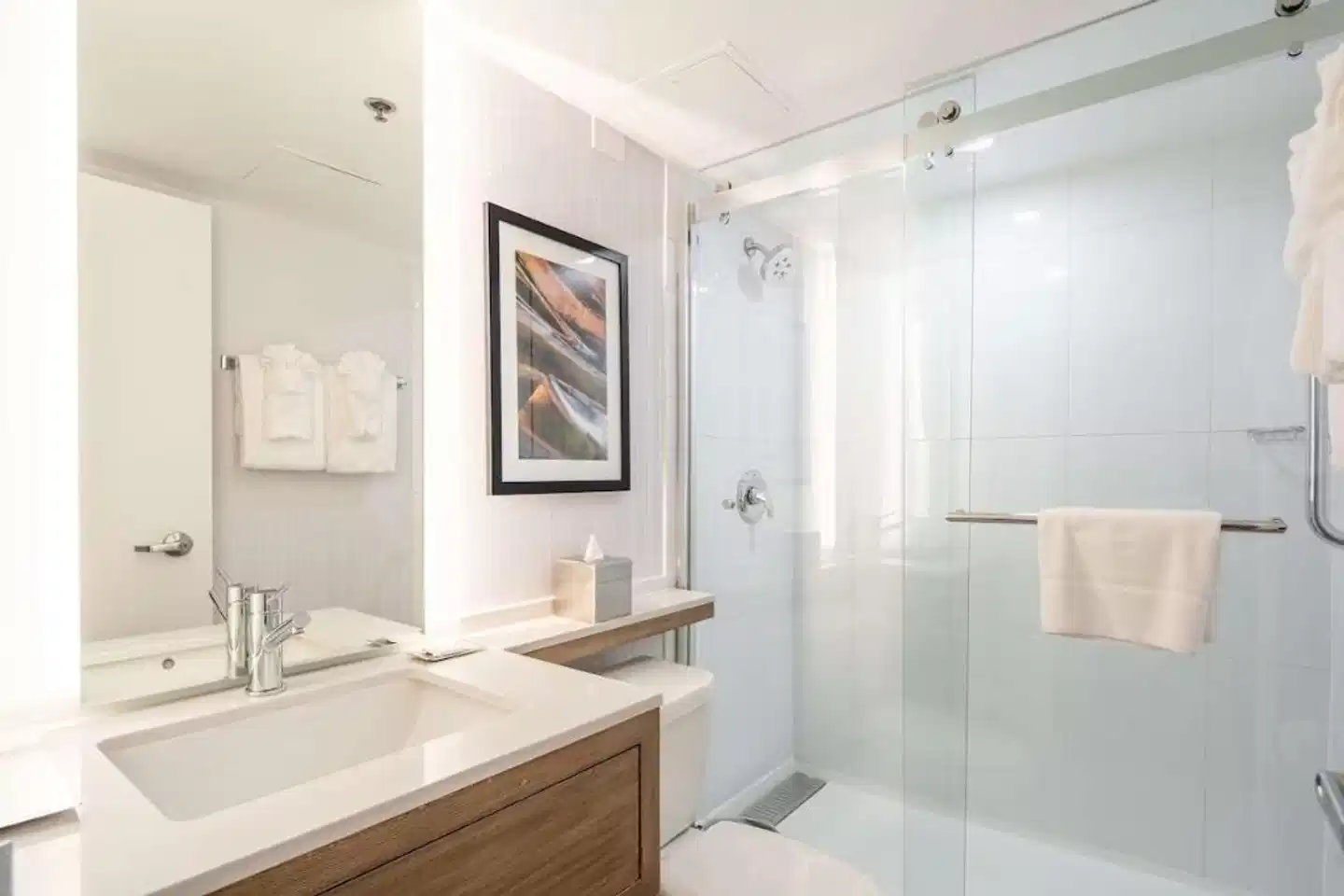 DoubleTree by Hilton New York JFK Airport Badezimmer