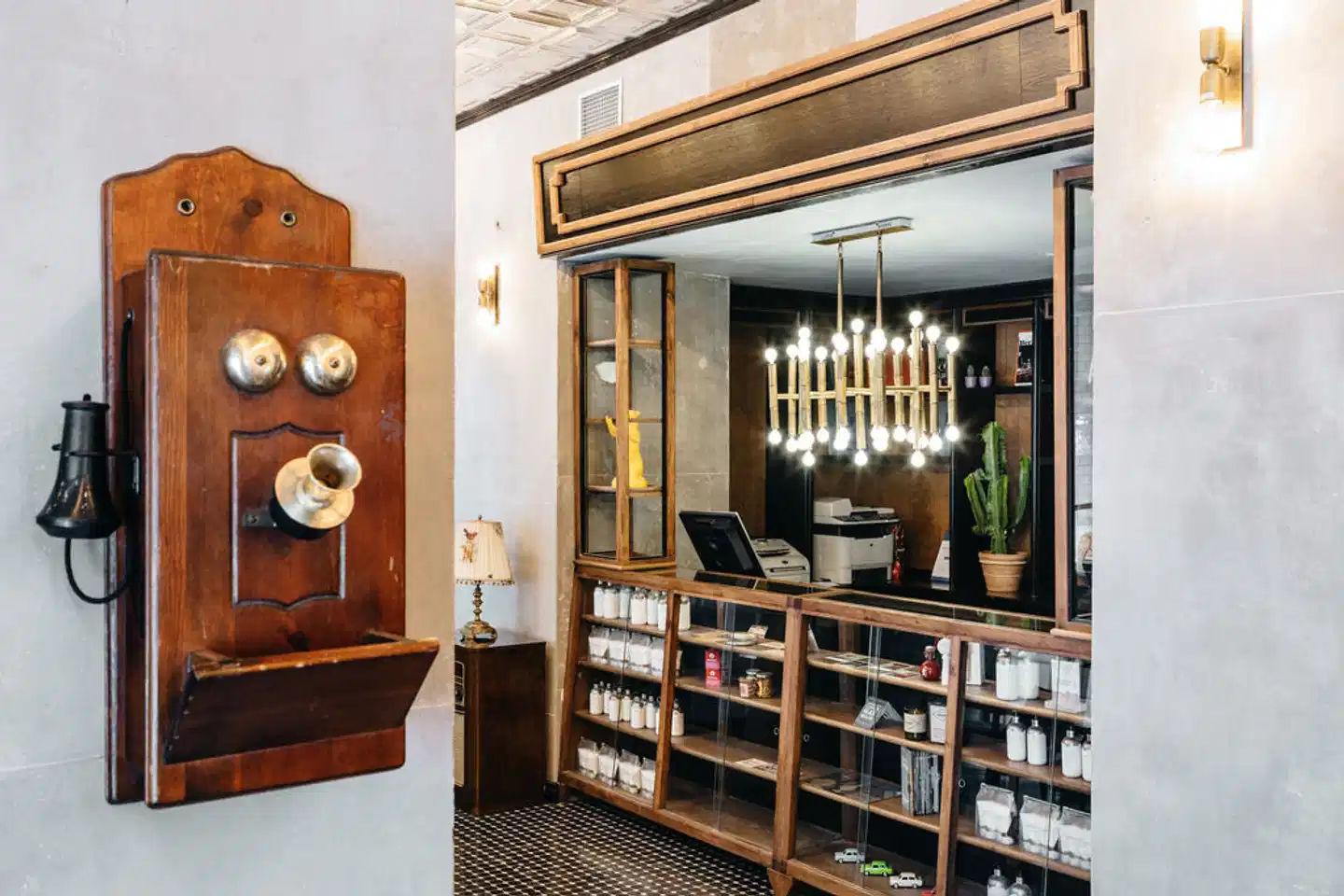 Max Brown Ku'damm Bar