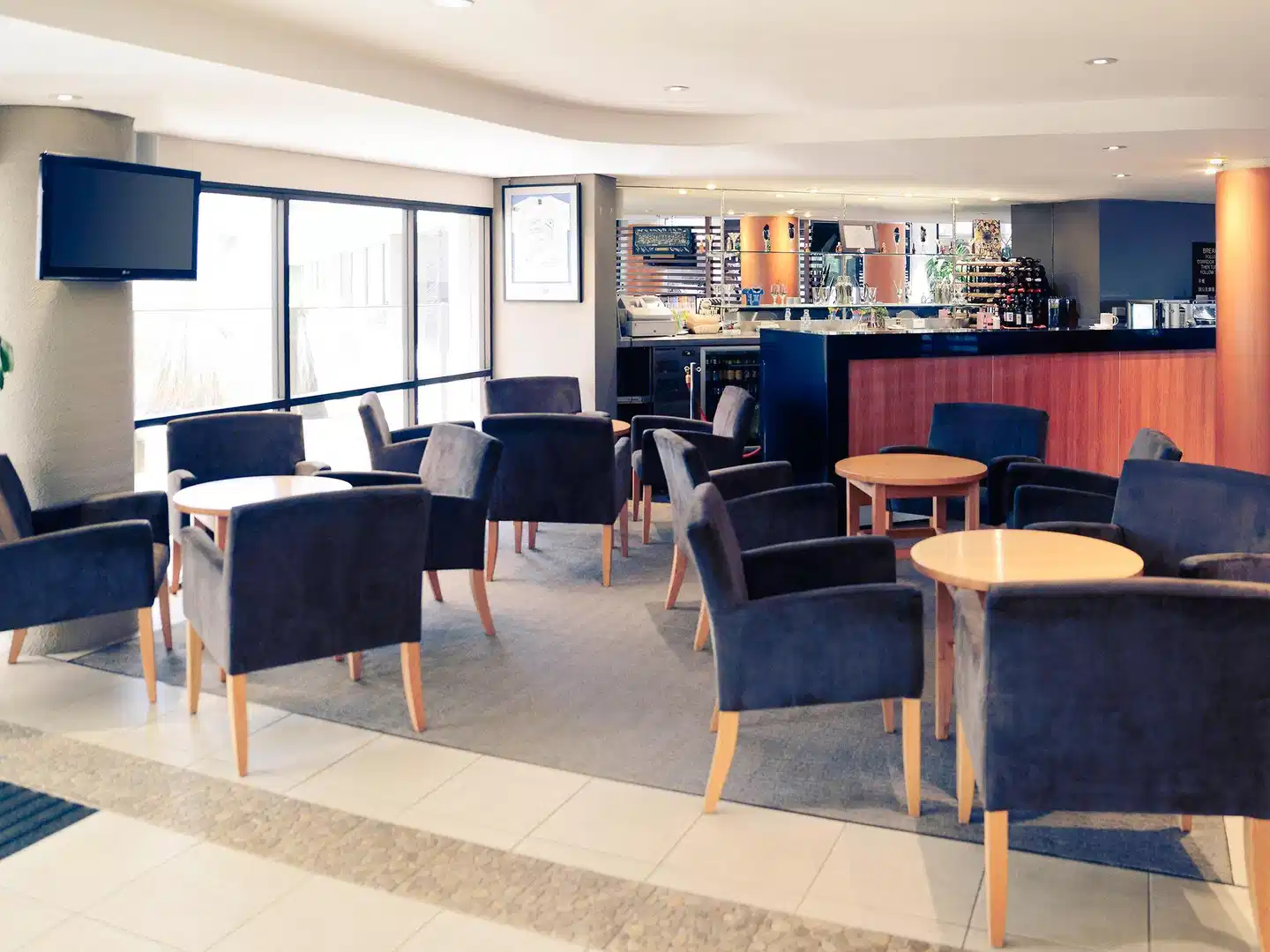 Mercure Penrith Bar
