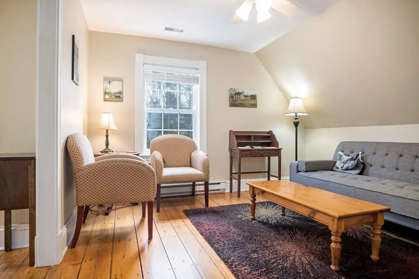 Innisfree Bed & Breakfast Lobby