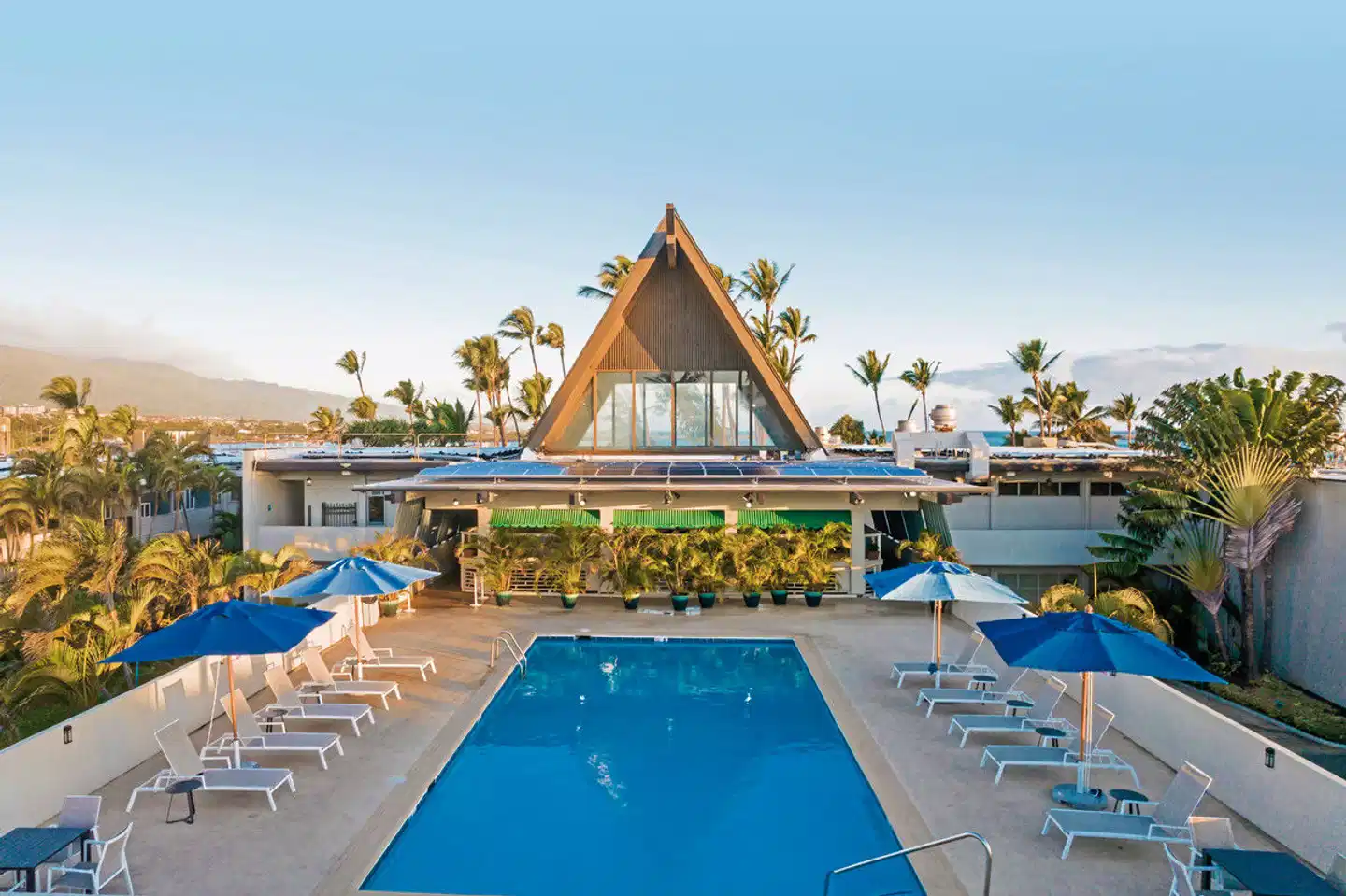 Maui Beach Hotel Pool