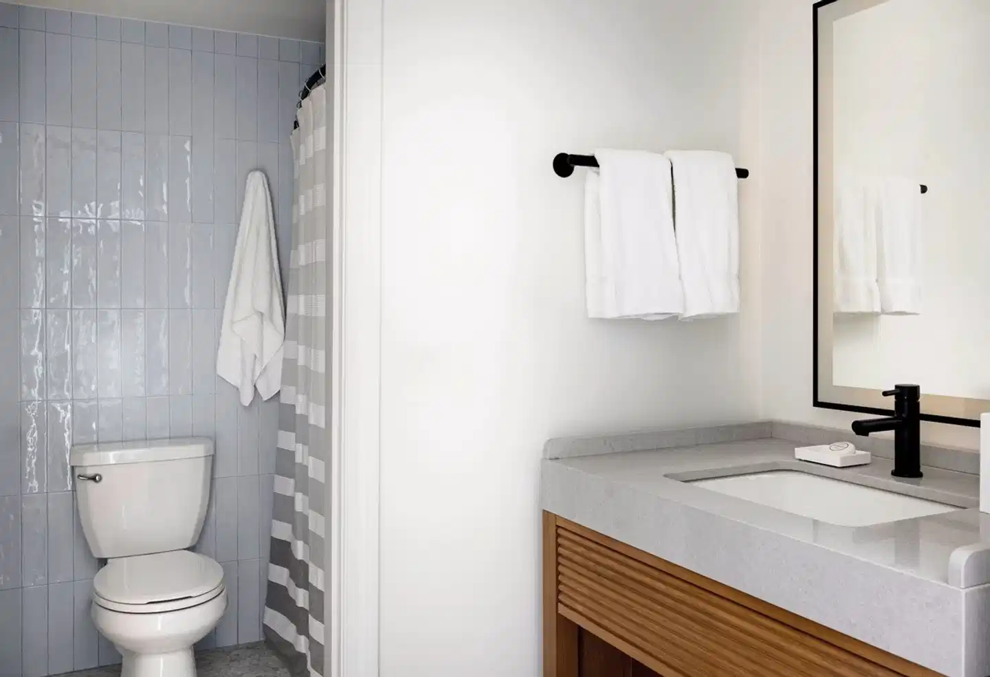 Red Jacket Beach Resort Badezimmer