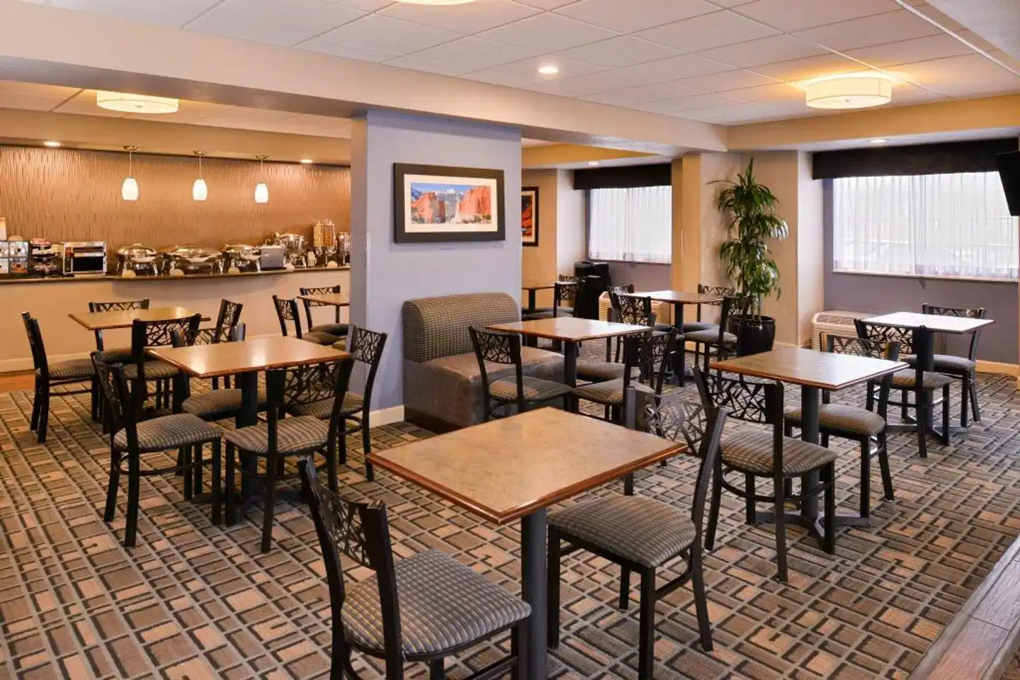 Best Western Plus Peak Vista Inn & Suites Restaurant
