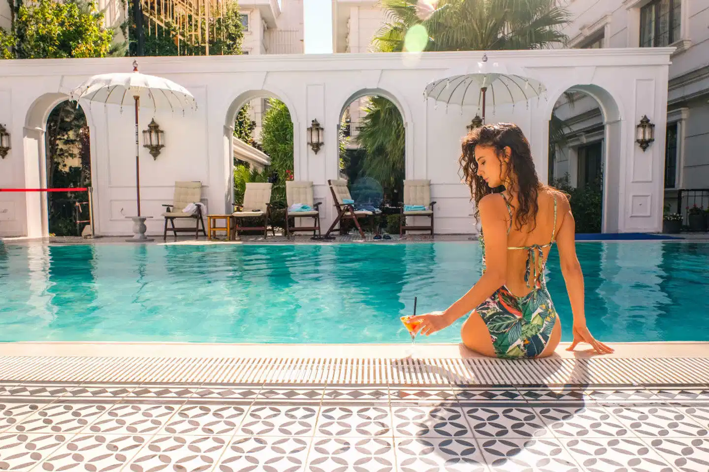 Sura Design Hotel & Suites Hallenbad