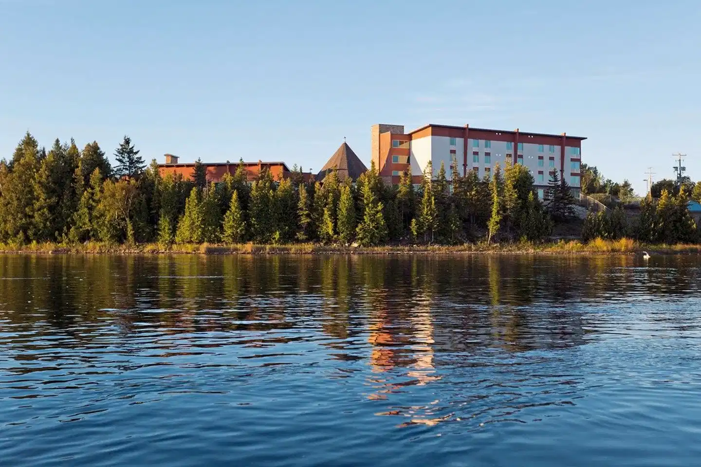 Manitoulin Island Hotel & Conference Centre Aussenansicht