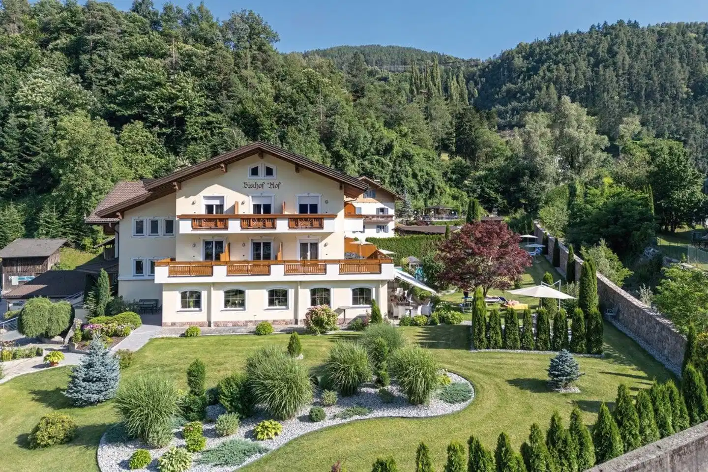 Bischofhof Aussenansicht