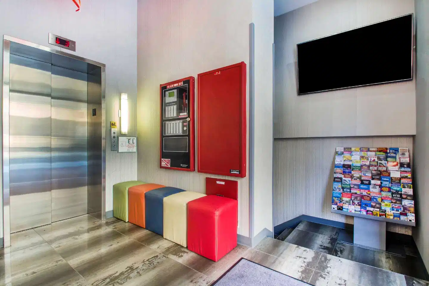 The Vue Hotel, Ascend Hotel Collection Lobby