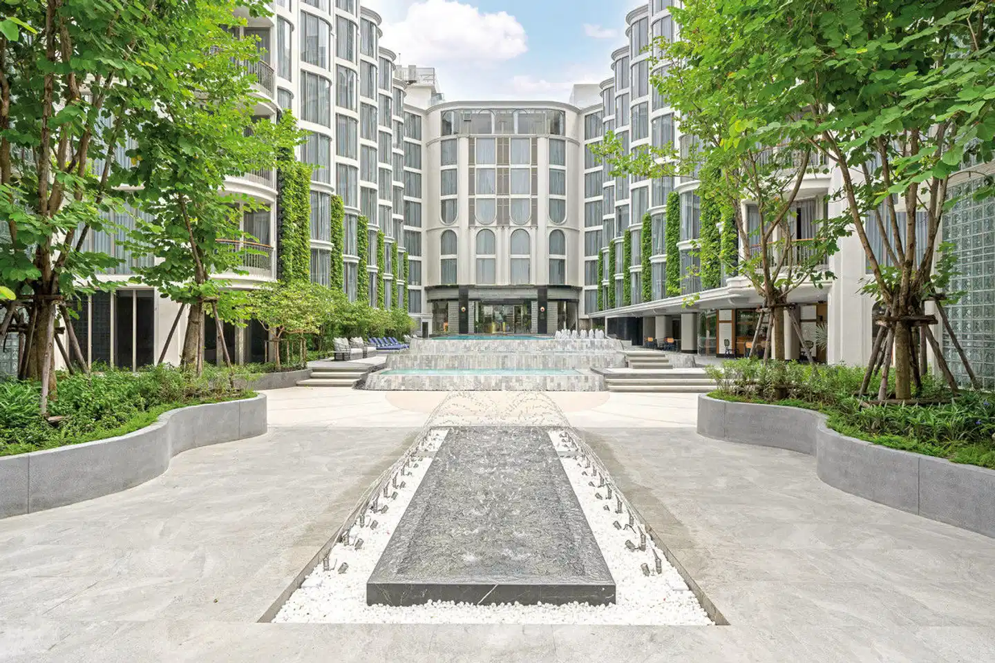 The Salil Hotel Riverside Bangkok Aussenansicht