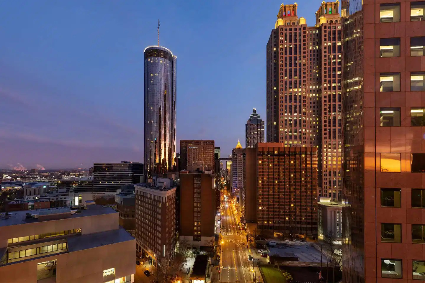 The Candler Hotel Atlanta, Curio Collection by Hilton Terrasse