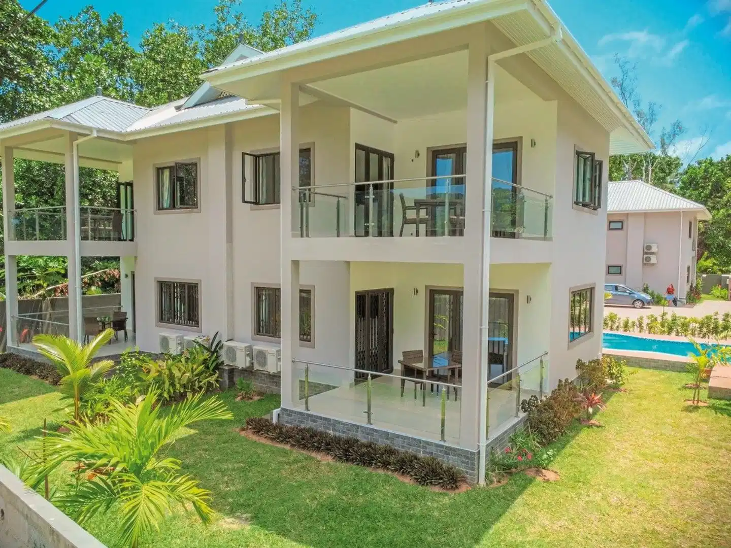 Palm Holiday Apartments Aussenansicht