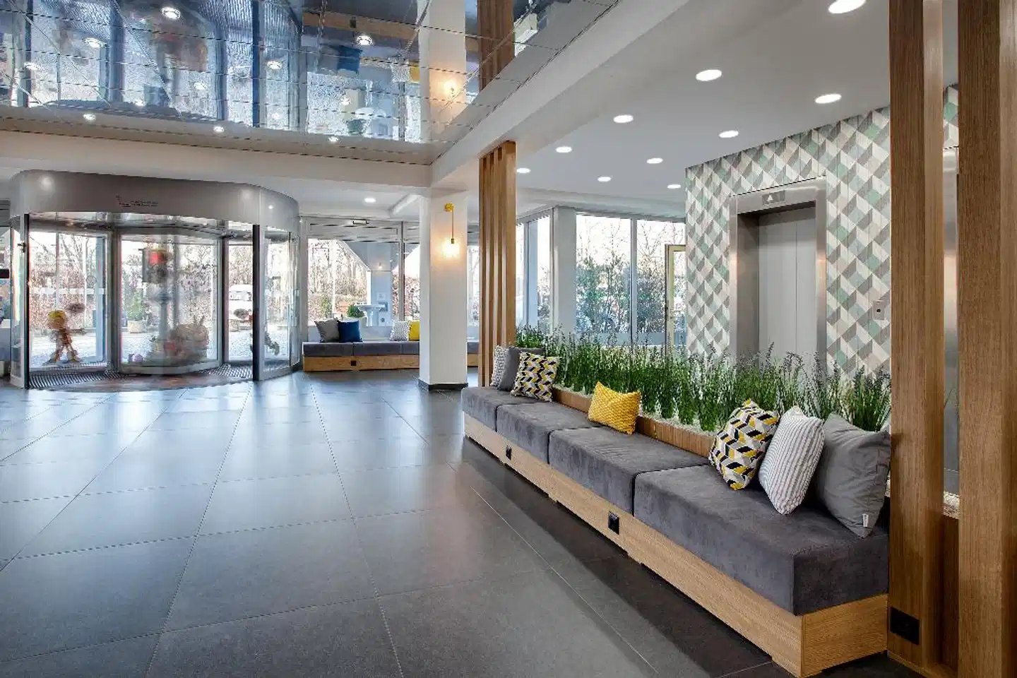 City Hotel Berlin East Lobby