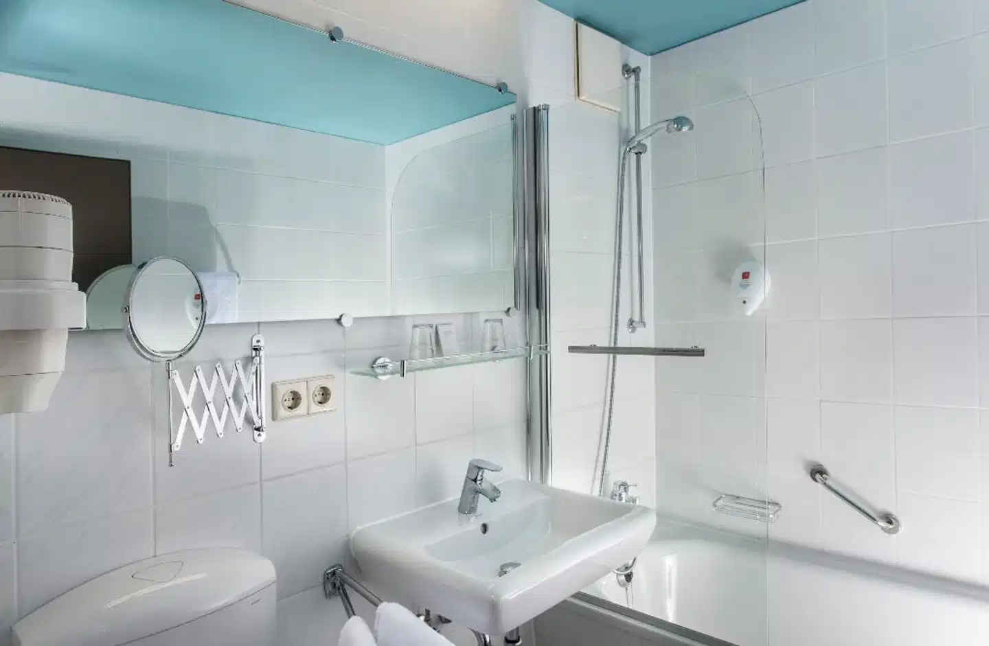 City Hotel Berlin East Badezimmer