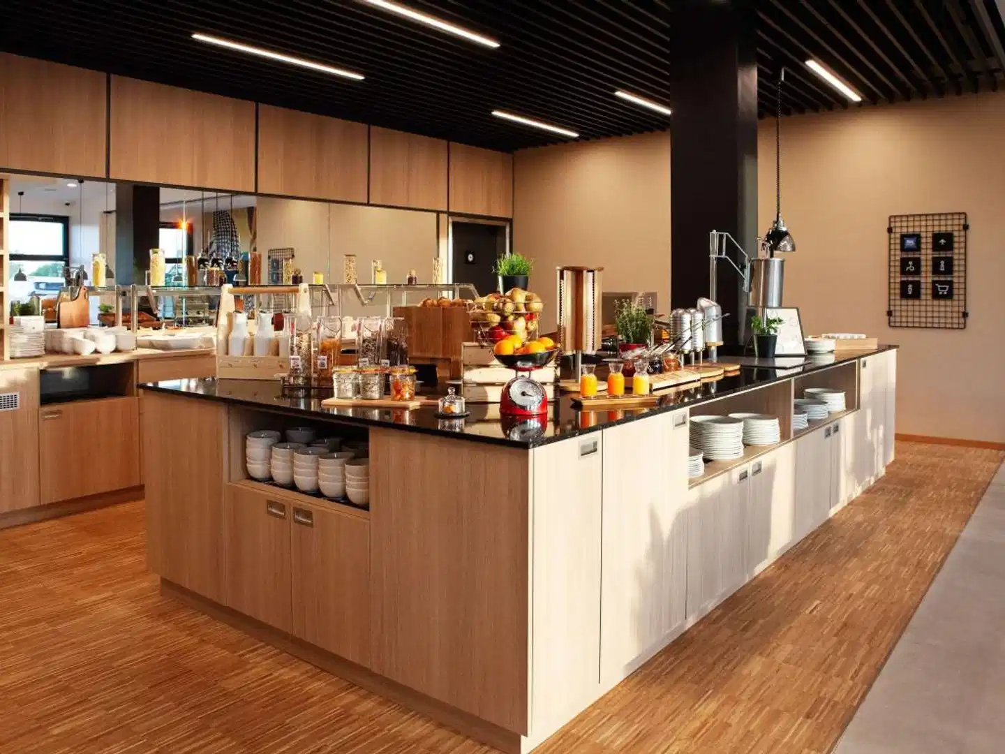 ibis Hotel Berlin Airport Bar