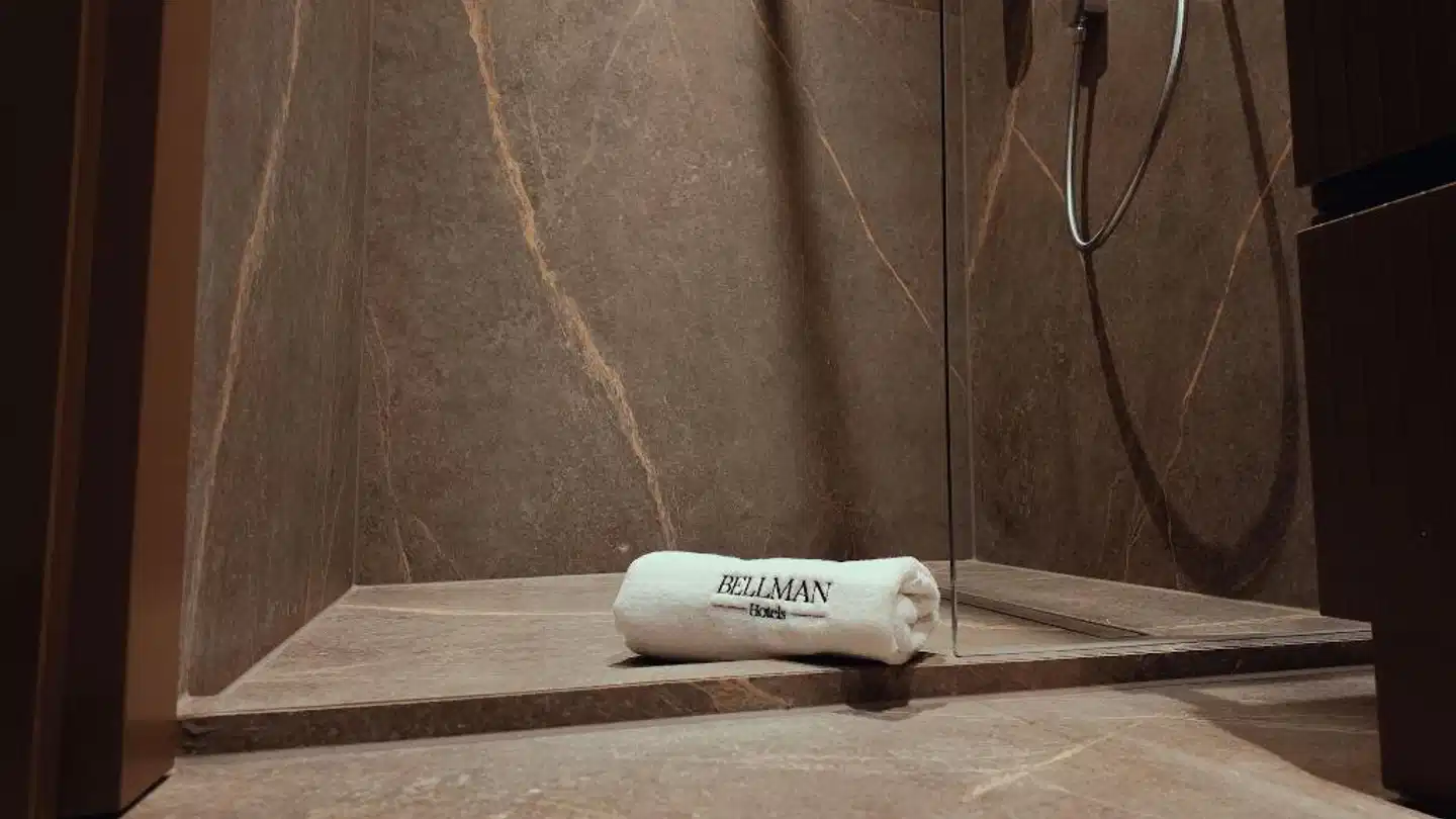 Bellman Hotel Sport und Entertainment