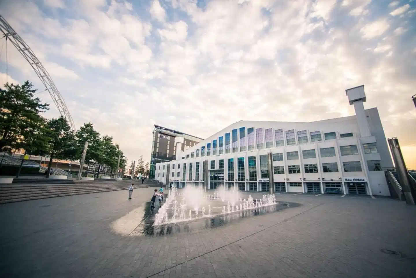 Wembley International Hotel Aussenansicht