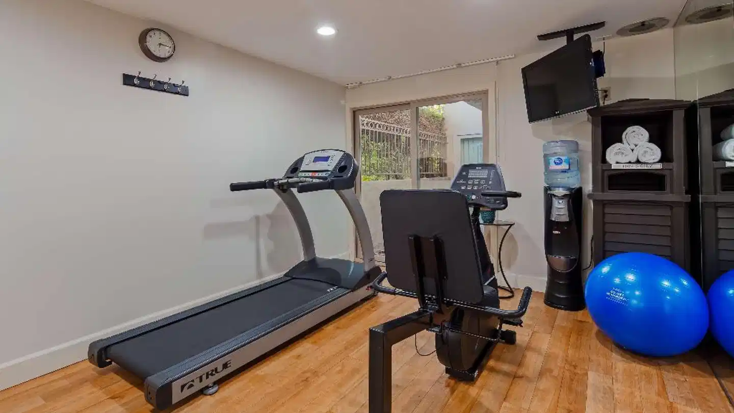 Best Western Royal Palace Inn & Suites Sport und Entertainment