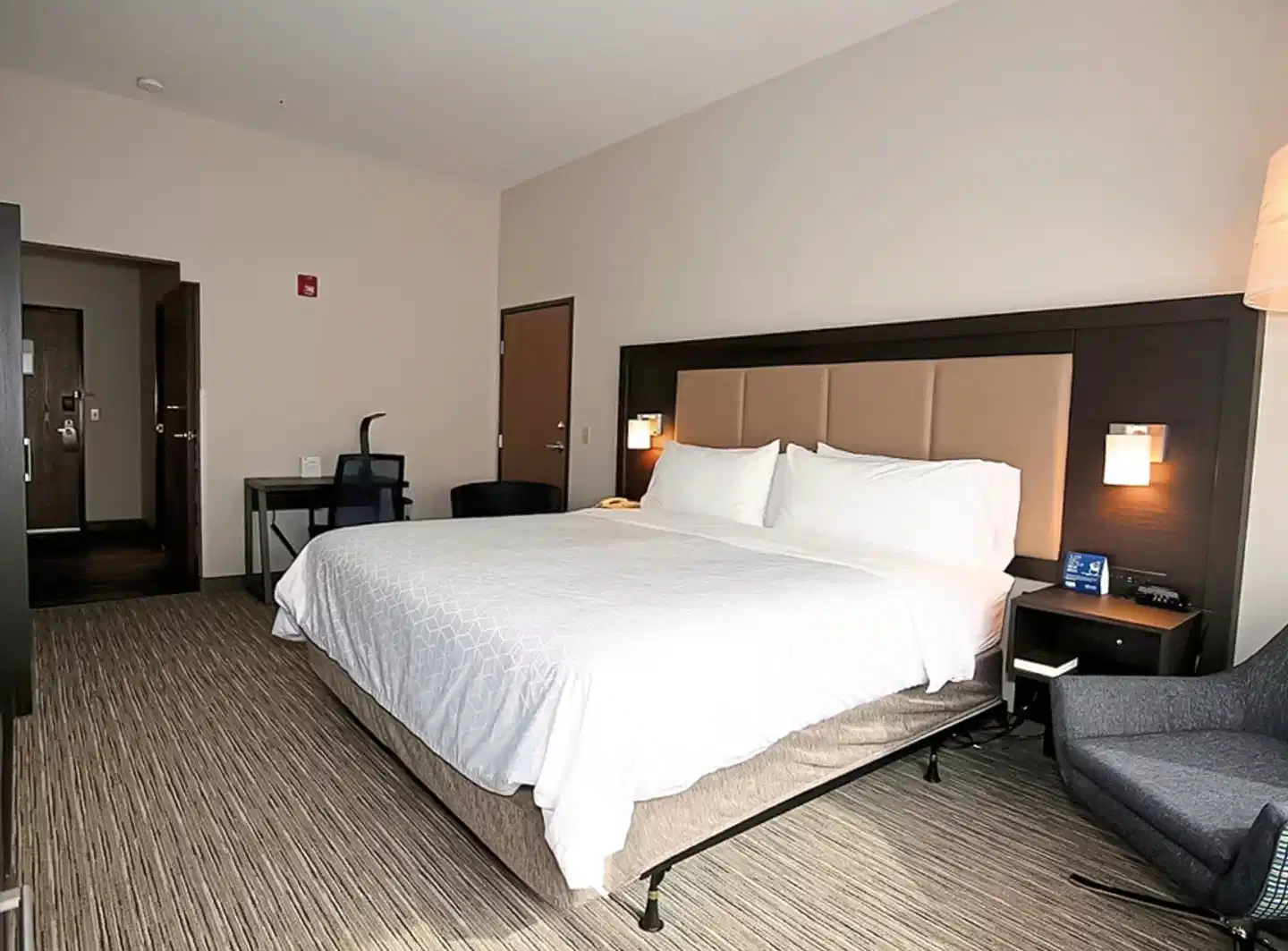 Holiday Inn Express Hotel & Suites Ashland Wohnbeispiel