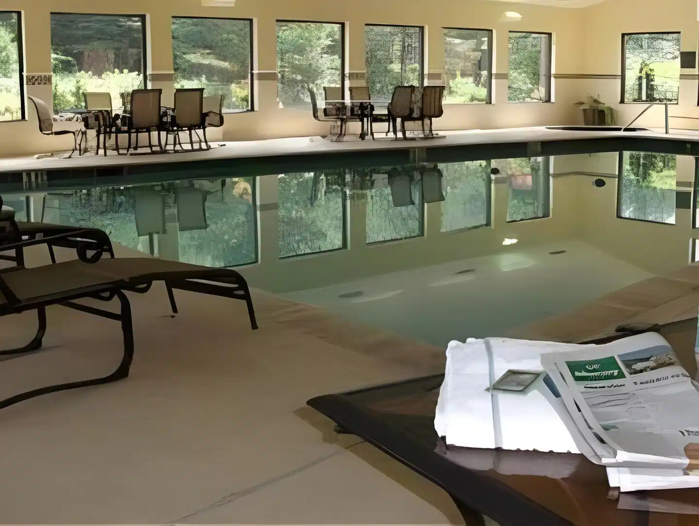 Country Inn & Suites by Radisson, Atlanta Galleria/Ballpark, GA Hallenbad