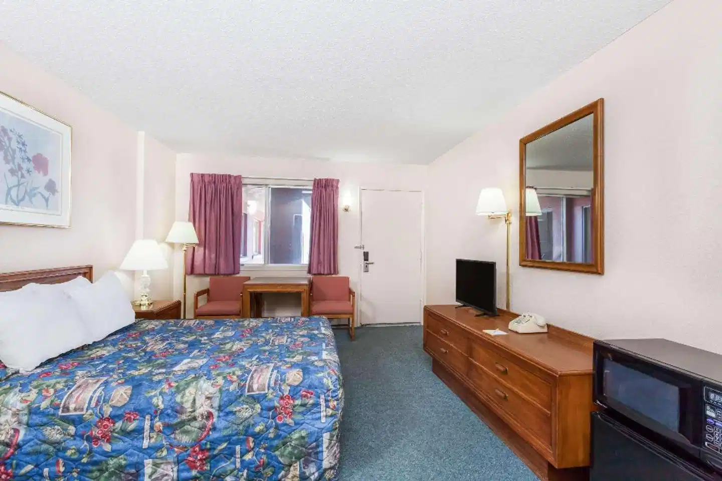 Days Inn by Wyndham Burns Wohnbeispiel