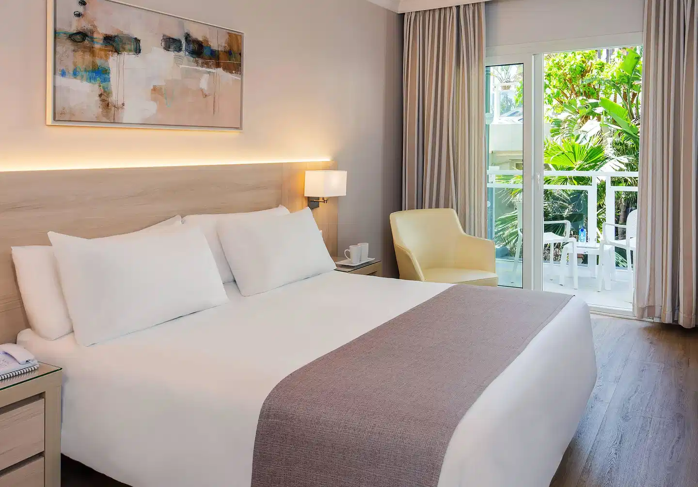 Las Arenas Affiliated by Melia Wohnbeispiel