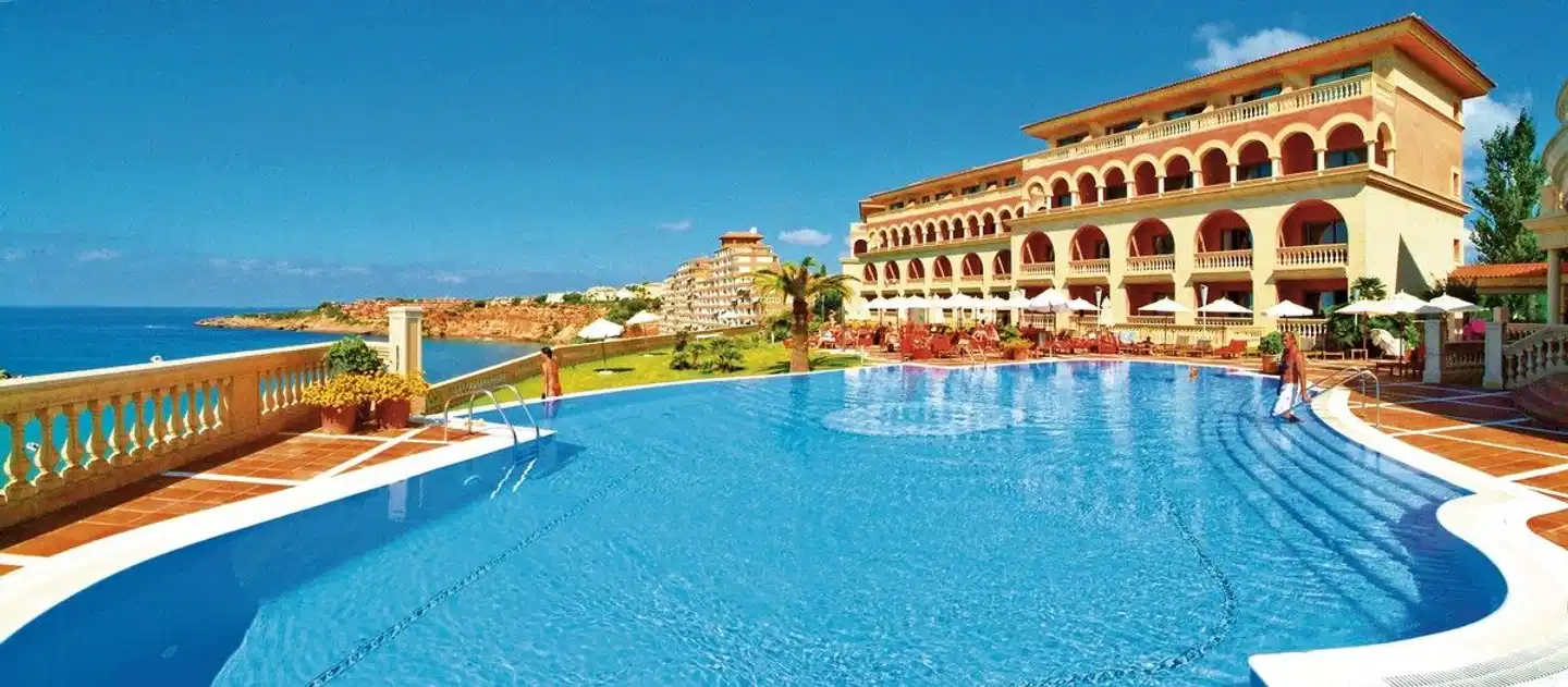 Pure Salt Port Adriano Pool