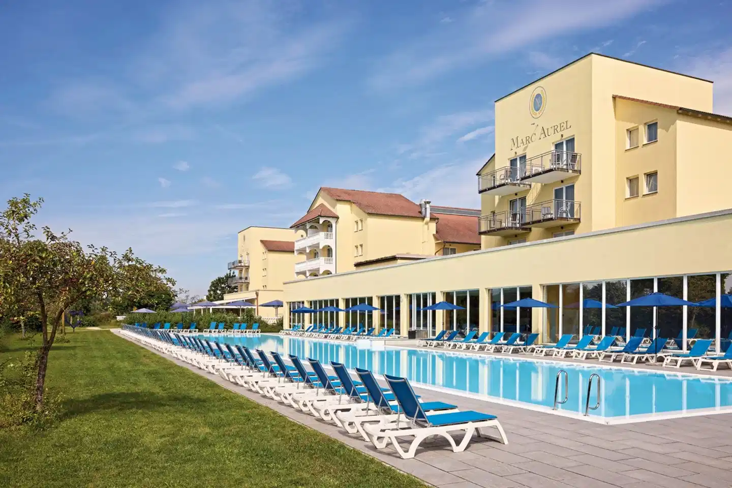 Dorint Marc Aurel Resort Bad Gögging Pool