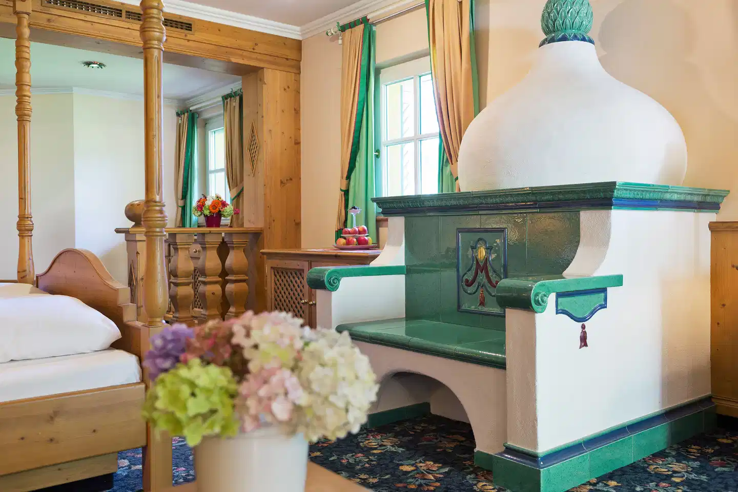 Neuhaus Zillertal Resort Lobby