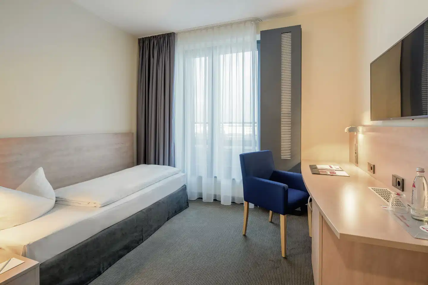IntercityHotel Hamburg Hauptbahnhof Wohnbeispiel