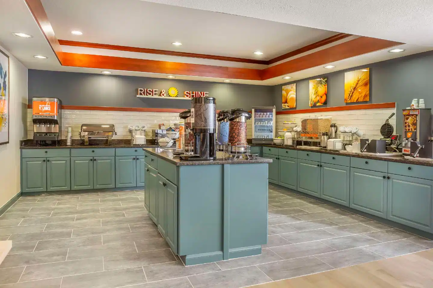 Comfort Inn & Suites Rapid City Near Mt Rushmore Lobby