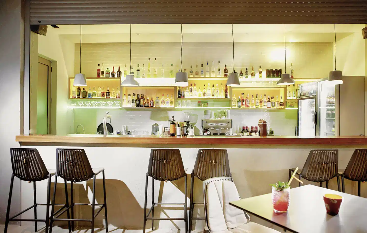 Anna's House Relaxing Holidays Bar