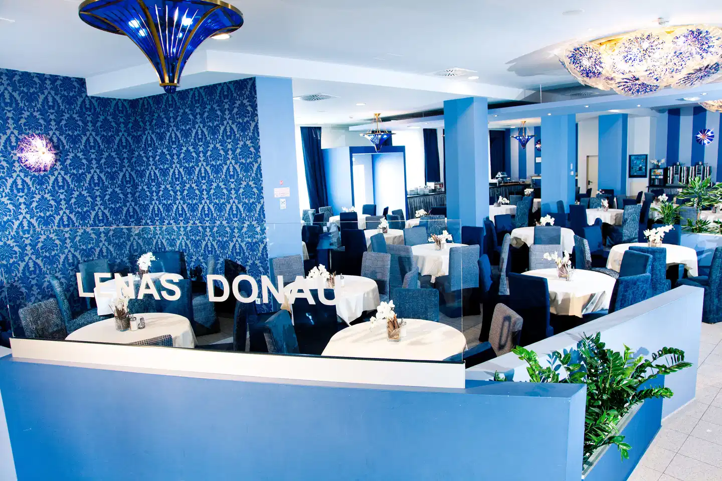 Lenas Donau Restaurant