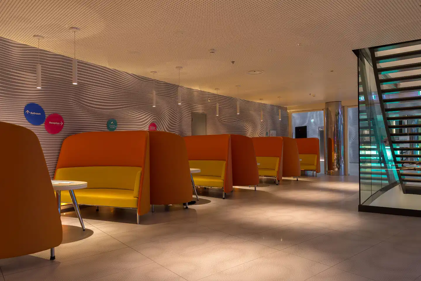 Park Inn by Radisson Amsterdam City West Lobby