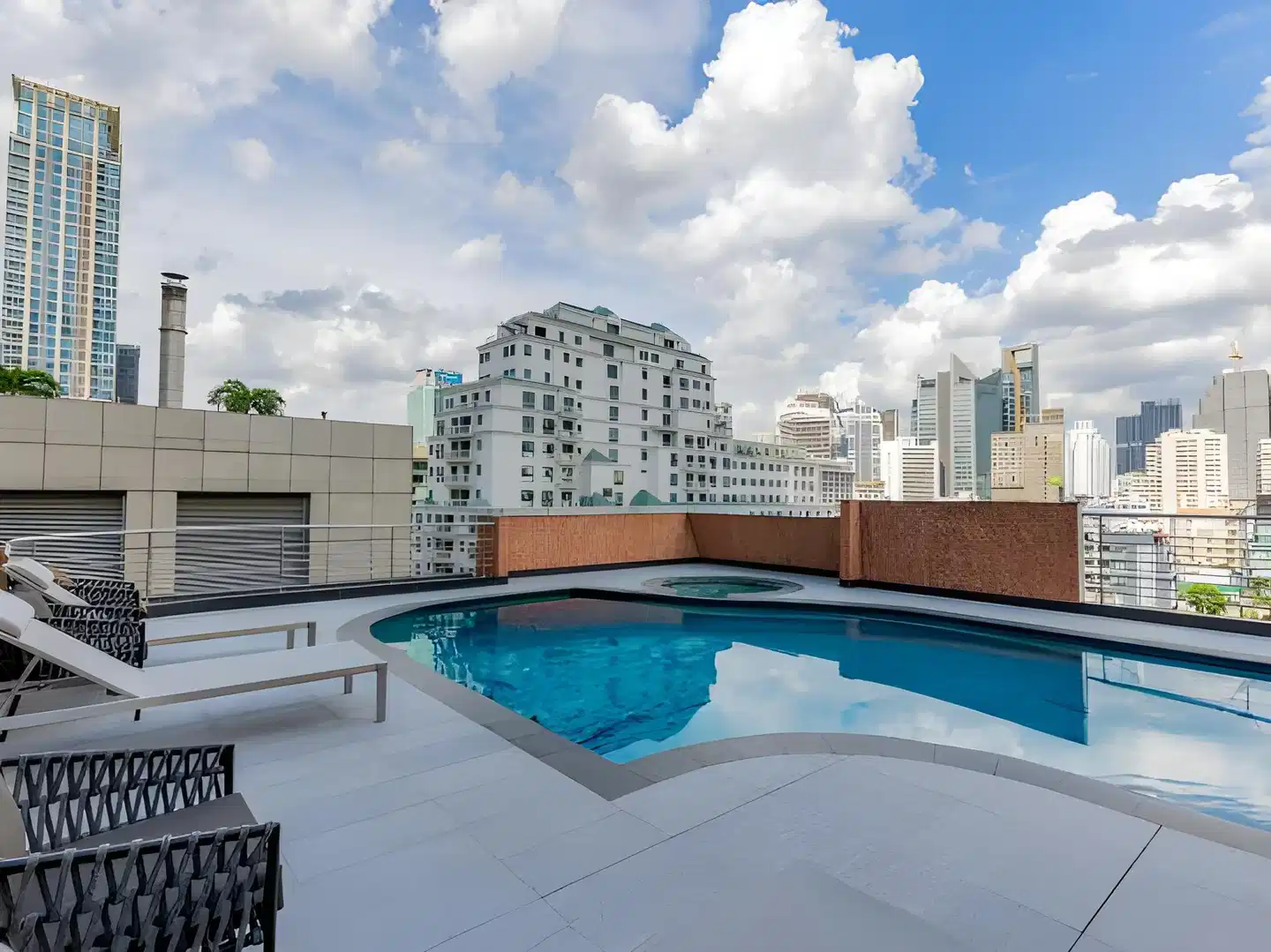 Sukhothai Residence Ruam Ruedi Pool