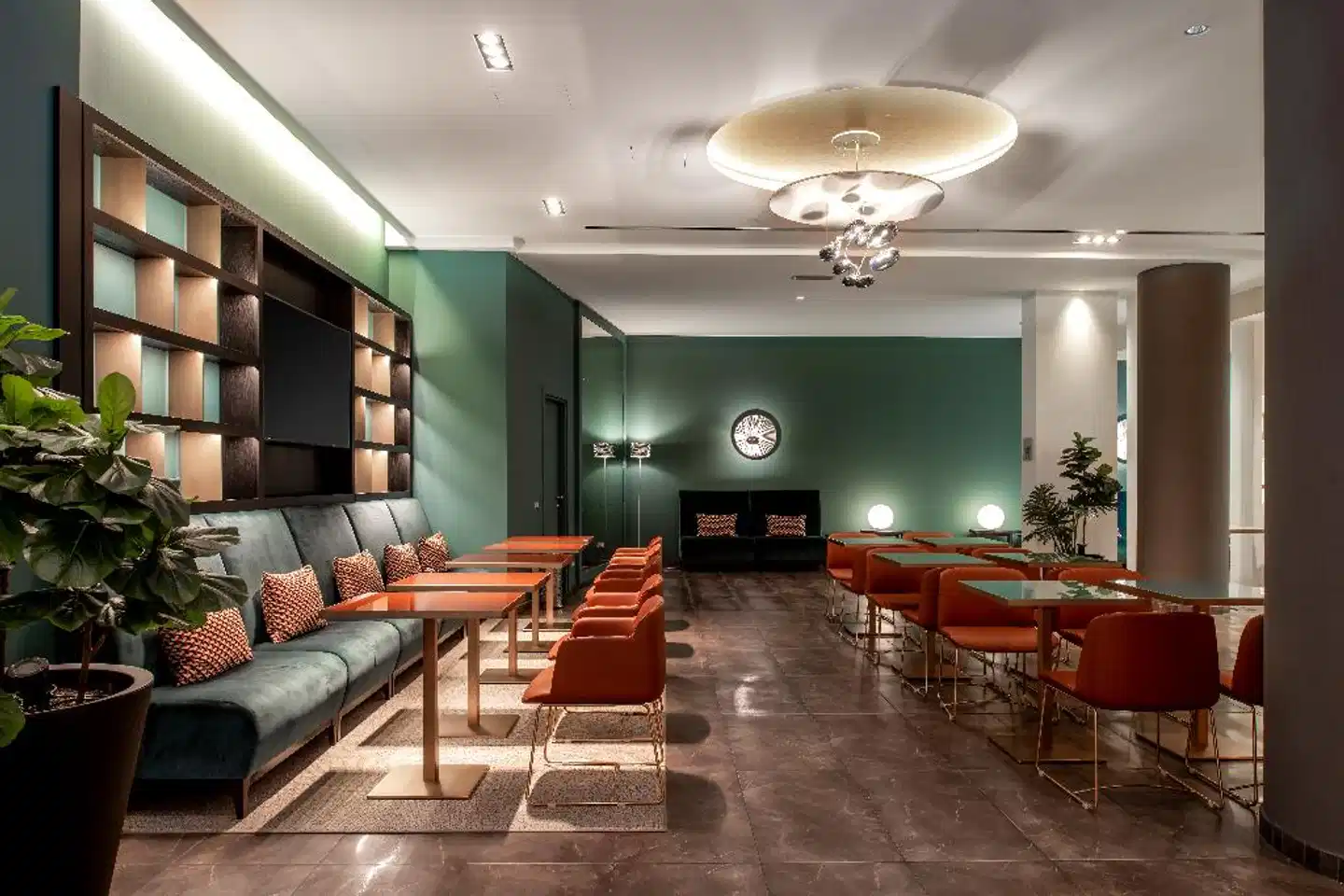 Ramada Plaza by Wyndham Milano Lobby