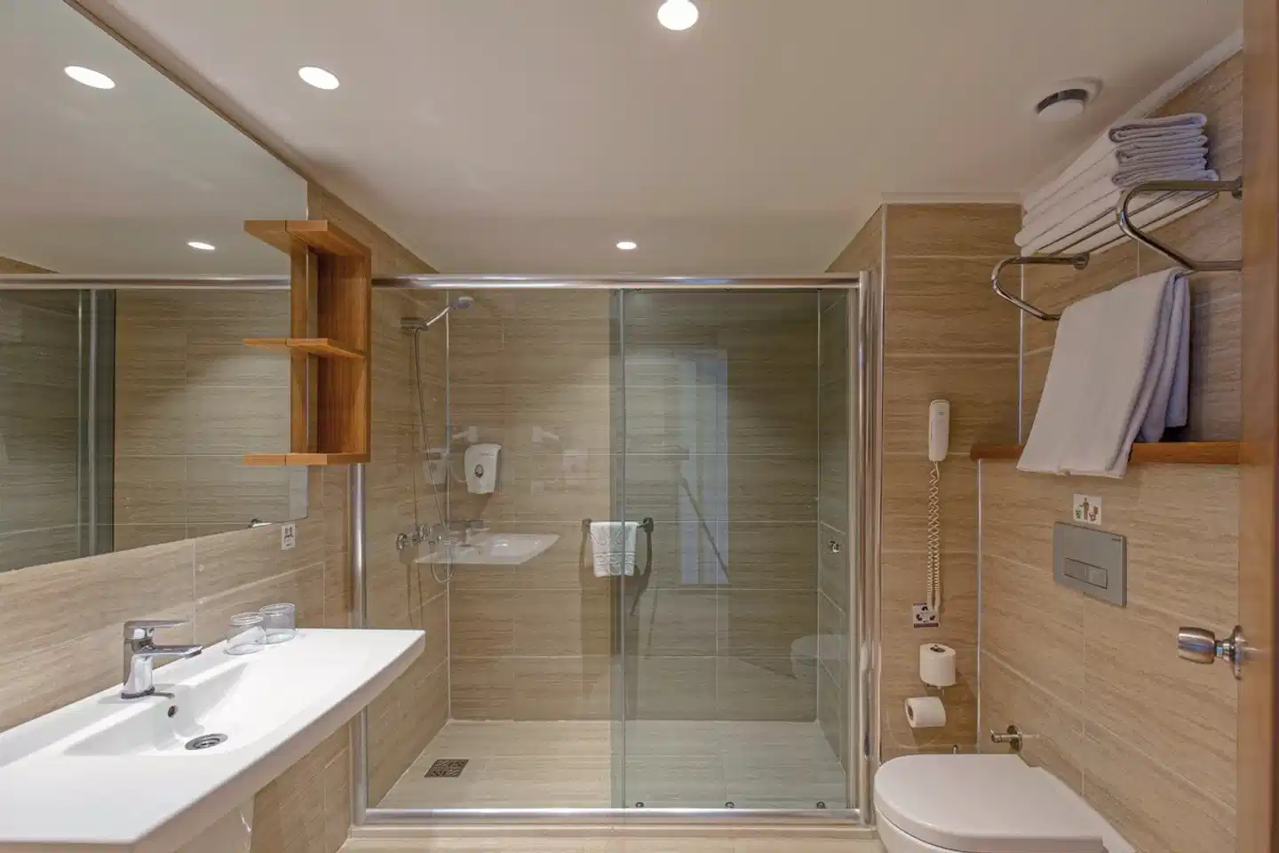 Grand Park Lara Badezimmer