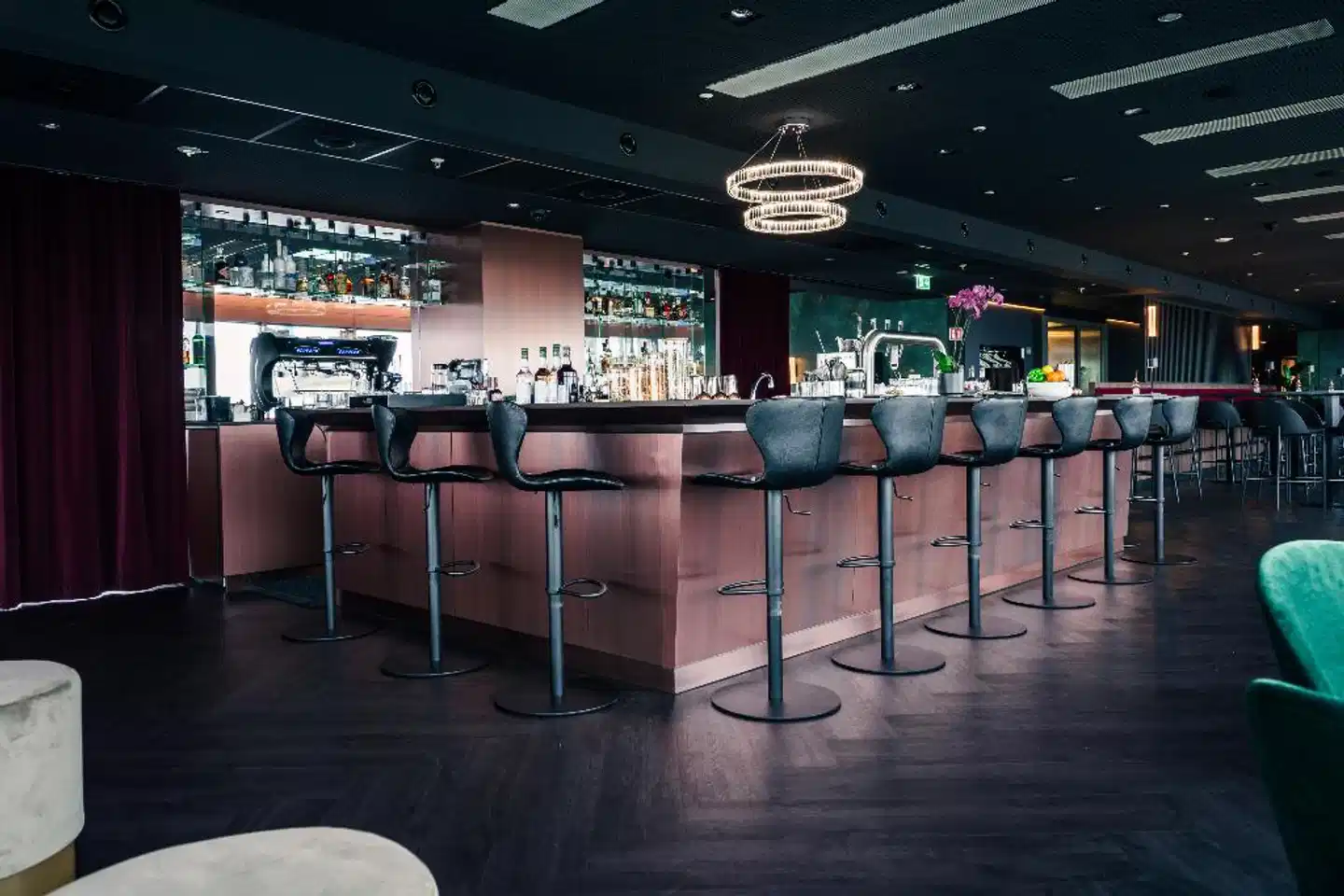 INNSIDE Düsseldorf Hafen Bar