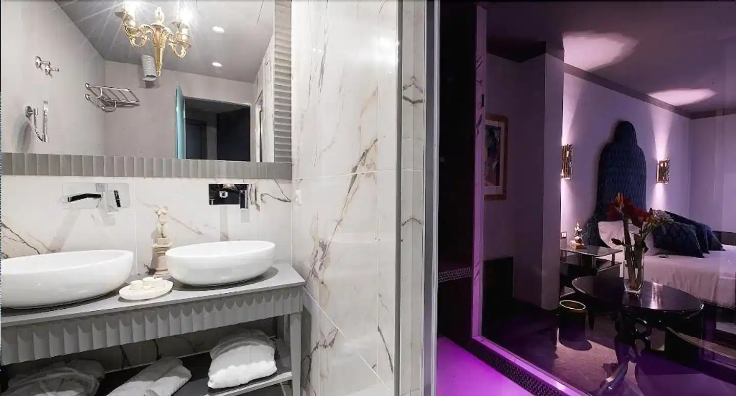 HT6 Hotel Roma Badezimmer