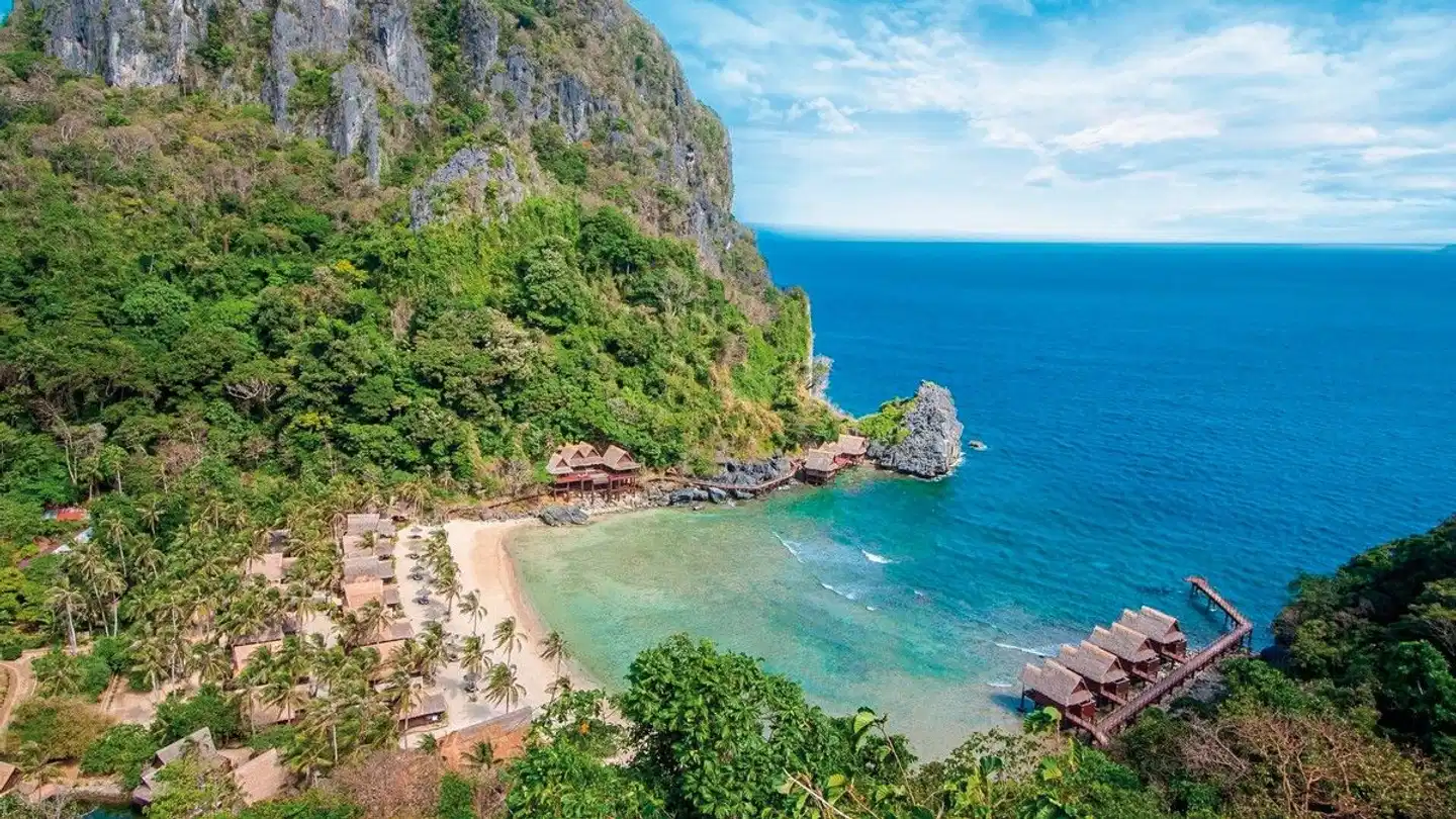 Cauayan Island Resort Strand