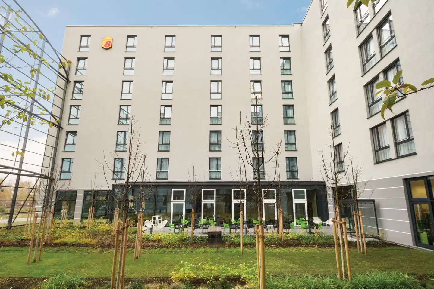 Super 8 by Wyndham Munich City West Aussenansicht