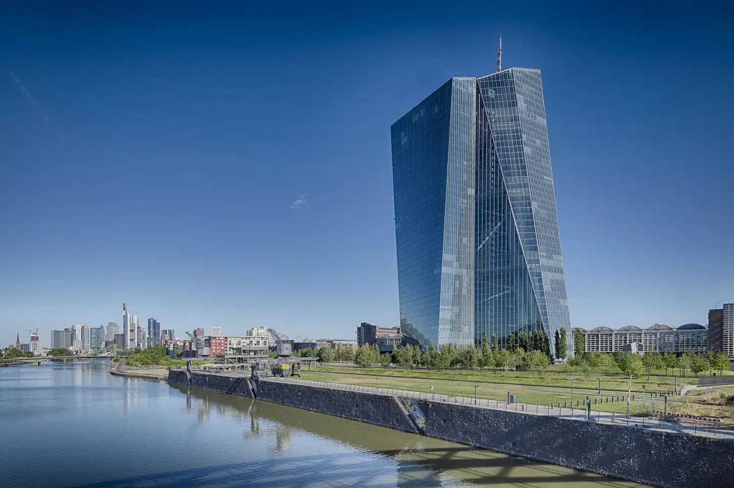 Hampton by Hilton Frankfurt City Centre East Aussenansicht