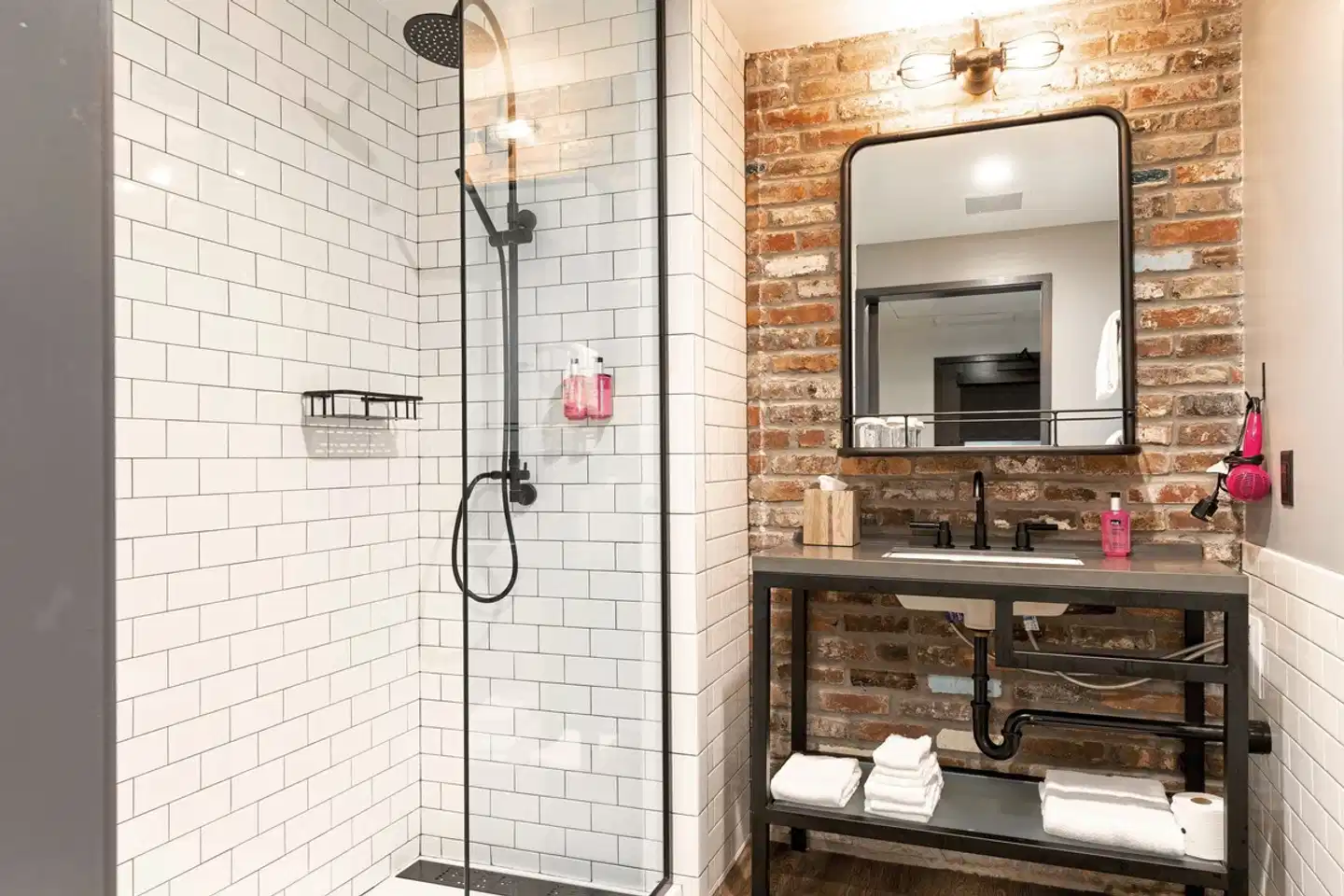 Moxy Nashville Downtown Badezimmer