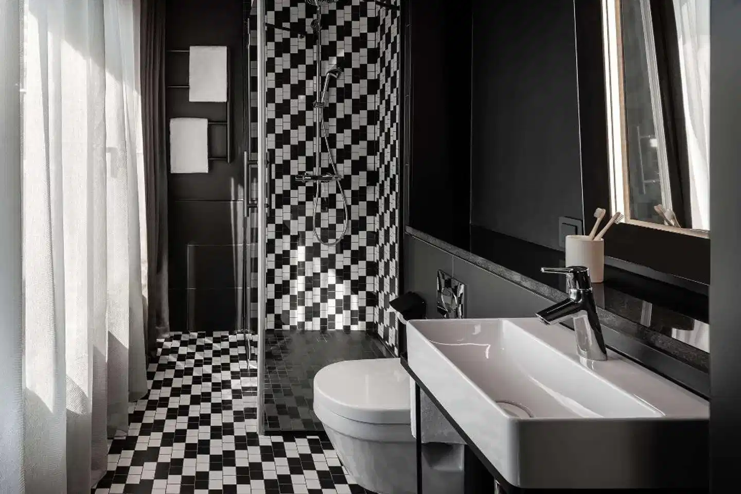 AMANO Eastside Badezimmer