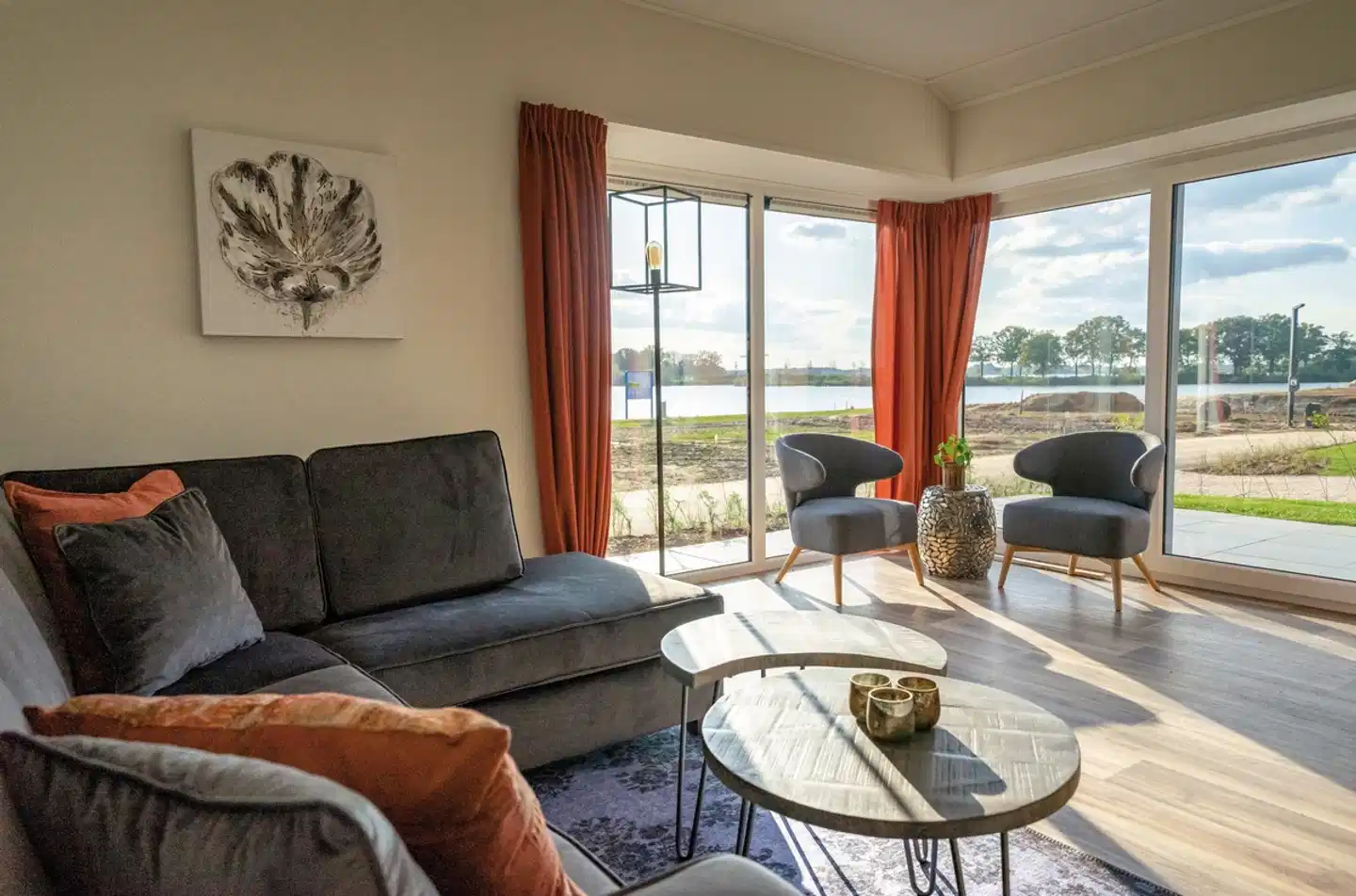 Europarcs Resort de Kraaijenbergse Plassen Wohnbeispiel