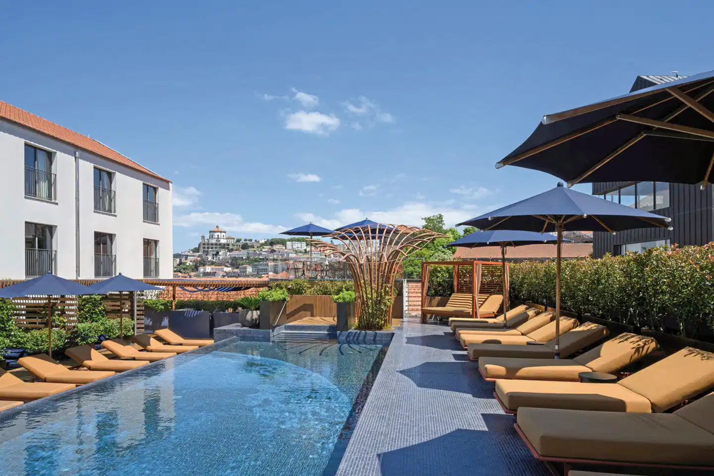 Forte de Gaia, Autograph Collection Pool