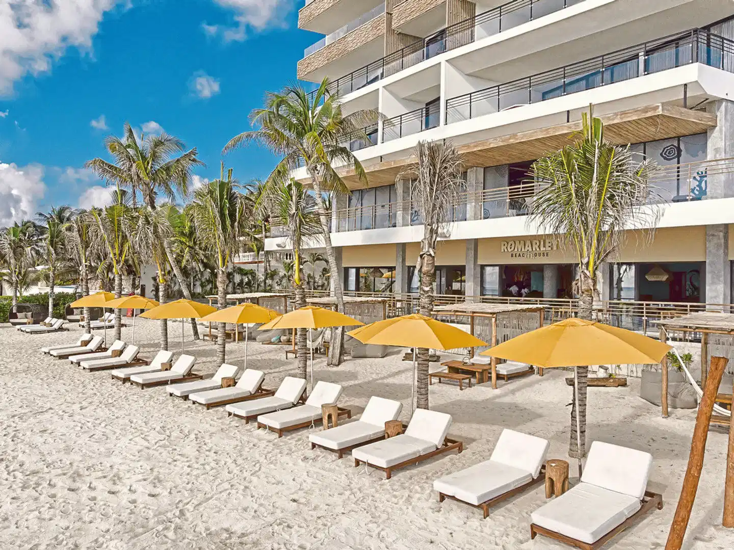 Residences at The Fives Oceanfront Aussenansicht