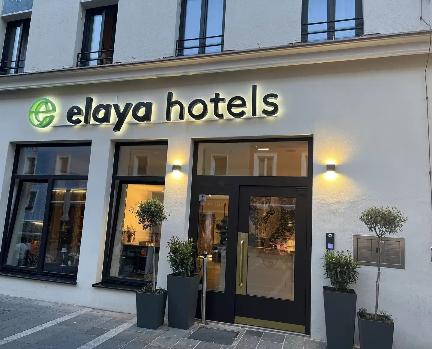 elaya hotel regensburg city center Aussenansicht