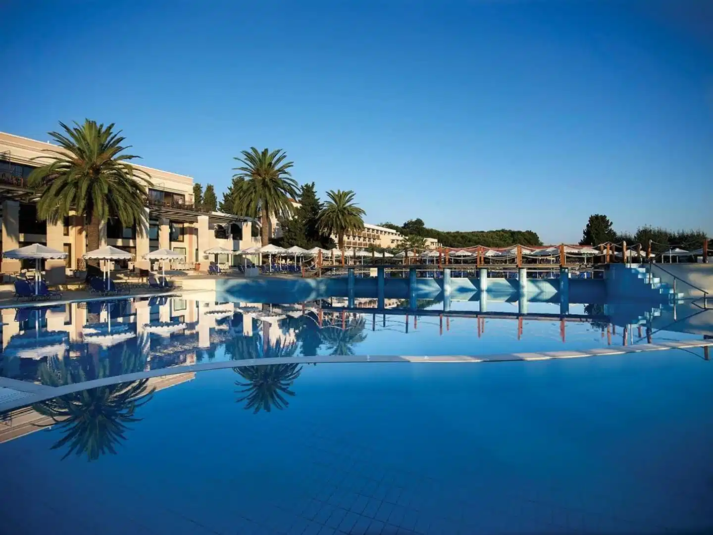 Roda Beach Resort & Spa Pool