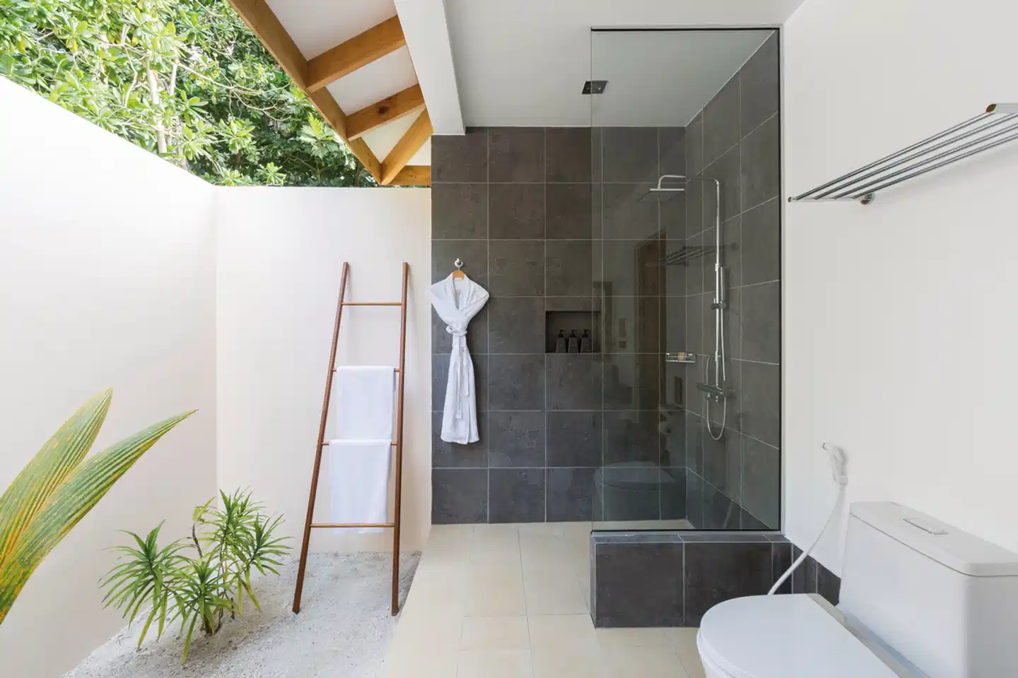 Vilamendhoo Island Resort & Spa Badezimmer