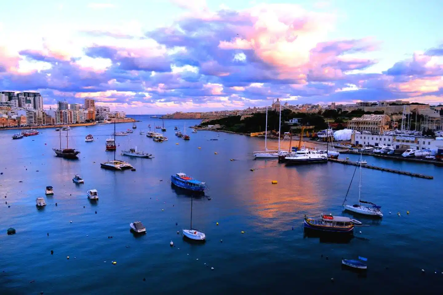 The Kennedy Nova Strand